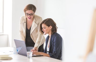 business-women-working_compressed